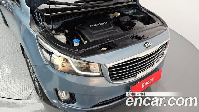 Kia All New Carnival Luxury, 2015 6