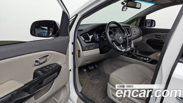 Kia All New Carnival Prestige, 2016 10
