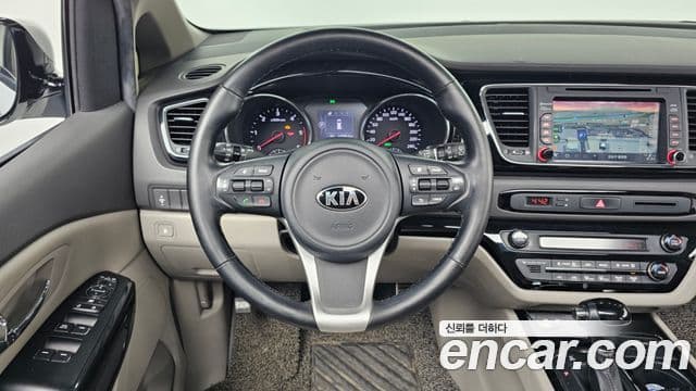 Kia All New Carnival Prestige, 2016 13