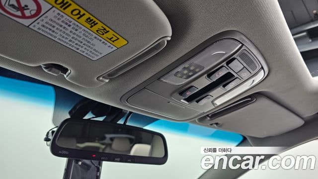 Kia All New Carnival Prestige, 2016 17