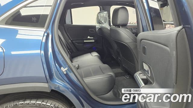 Mercedes-Benz EQA H243 AMG Line, 2023 12