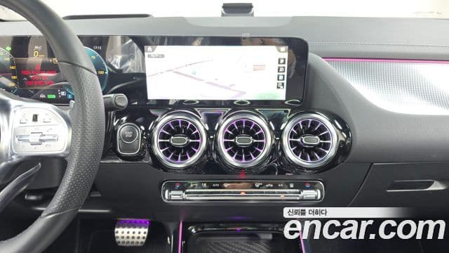 Mercedes-Benz EQA H243 AMG Line, 2023 14