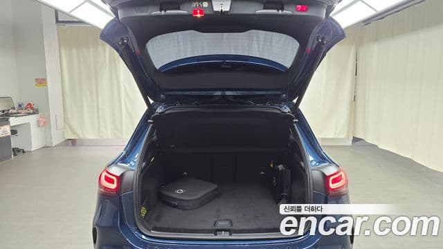 Mercedes-Benz EQA H243 AMG Line, 2023 20