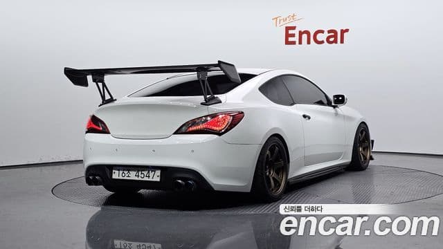 Hyundai Genesis купе GT-R, 2011 2
