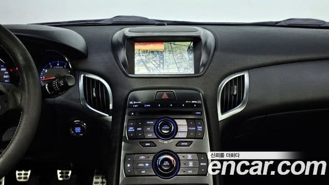 Hyundai Genesis купе GT-R, 2011 14