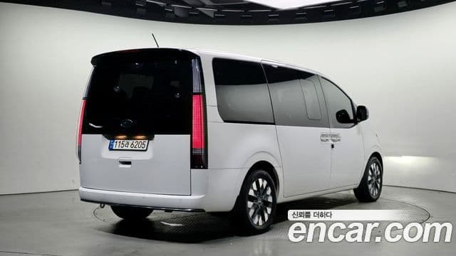 Hyundai Staria Prestige, 2022 2