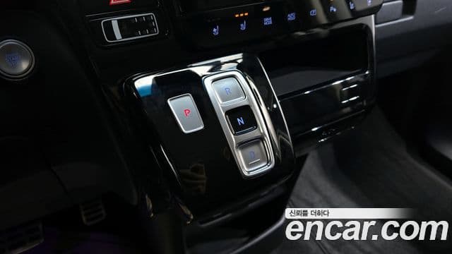 Hyundai Staria Prestige, 2022 9