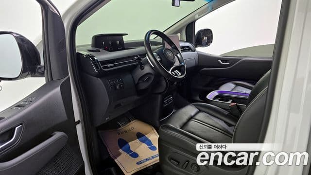 Hyundai Staria Prestige, 2022 10