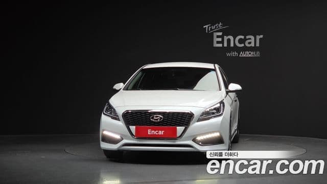 Hyundai LF Sonata гибрид Modern, 2016 3