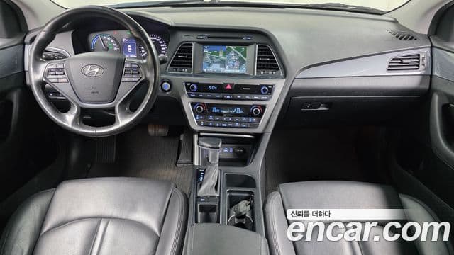 Hyundai LF Sonata гибрид Modern, 2016 7