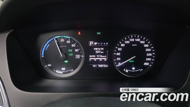 Hyundai LF Sonata гибрид Modern, 2016 8