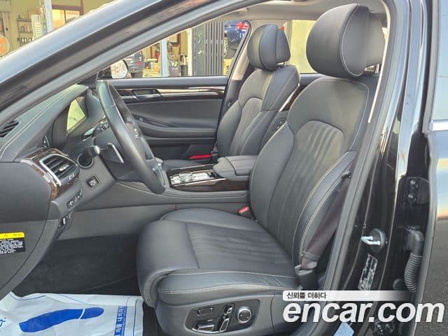 Genesis G90 Luxury, 2019 8