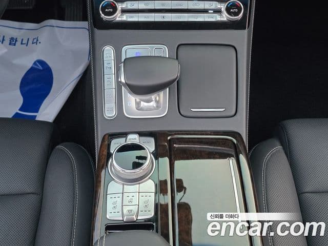 Genesis G90 Luxury, 2019 14