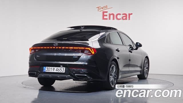 Kia K5 гибрид 3세대 Signature, 2020 2