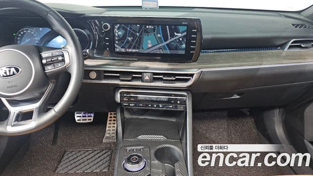Kia K5 гибрид 3세대 Signature, 2020 14