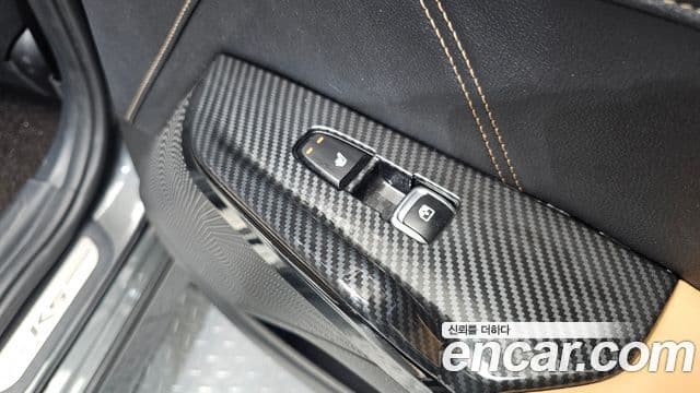 Kia K5 гибрид 3세대 Signature, 2020 18