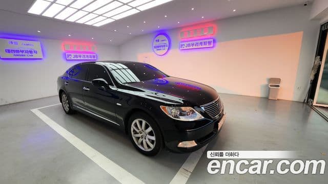 Lexus LS600hL XF40, 2008 8