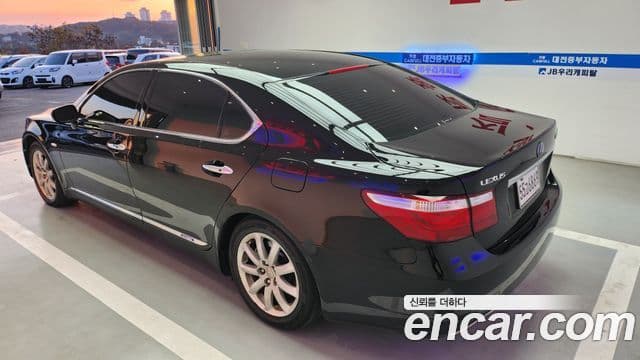 Lexus LS600hL XF40, 2008 11