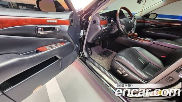 Lexus LS600hL XF40, 2008 16