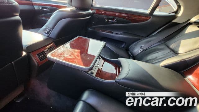 Lexus LS600hL XF40, 2008 18