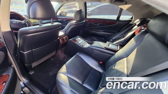 Lexus LS600hL XF40, 2008 19