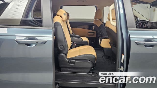 Kia Carnival 4세대 Prestige, 2022 12