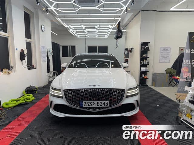 Genesis G80 (RG3) бензин 2.5 турбо AWD, 2025 1