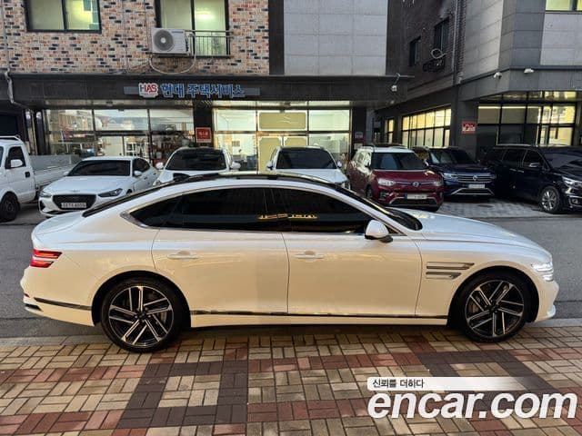 Genesis G80 (RG3) бензин 2.5 турбо AWD, 2025 4