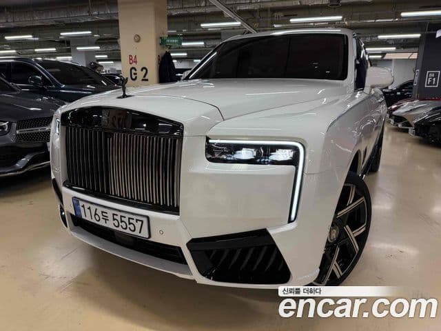 Rolls-Royce Cullinan 6.7 V12 чёрный эмблема, badge, 2022 1