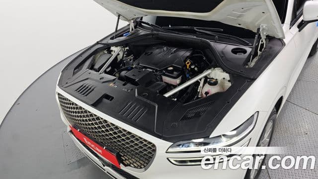 Genesis GV70, 2021 6