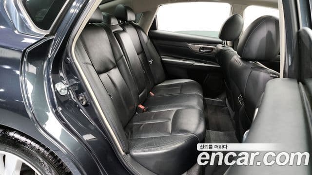 Nissan 알티마 L33, 2013 7