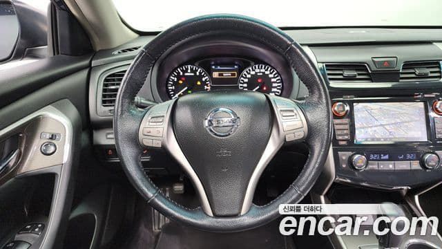 Nissan 알티마 L33, 2013 17