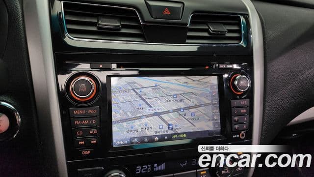 Nissan 알티마 L33, 2013 16