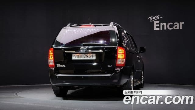 Kia Carnival R R Special, 2011 4