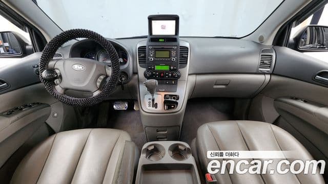 Kia Carnival R R Special, 2011 7