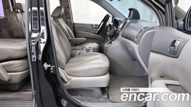 Kia Carnival R R Special, 2011 11