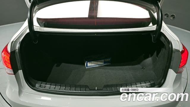 Hyundai i40 살룬 Modern, 2013 20