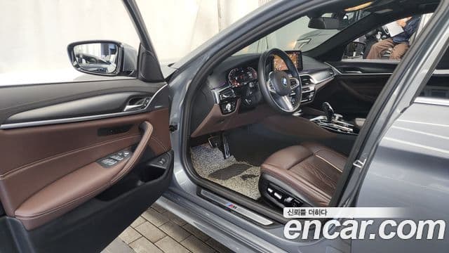 BMW 5시리즈 (G30) 523d xDrive M Sport, 2023 10