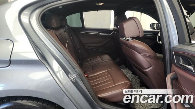 BMW 5시리즈 (G30) 523d xDrive M Sport, 2023 12