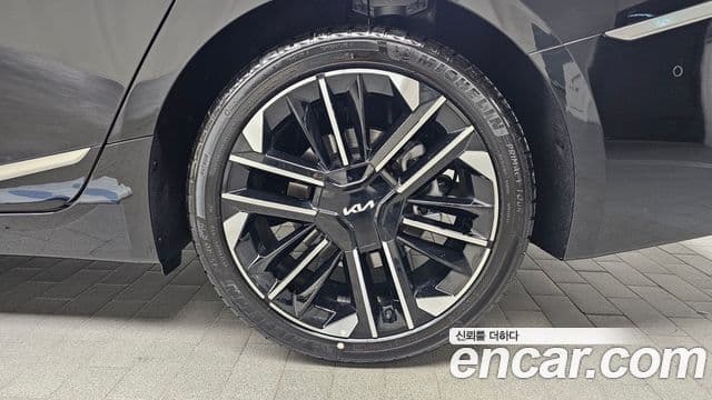 Kia The / новый New K8 Signature, 2025 все фото