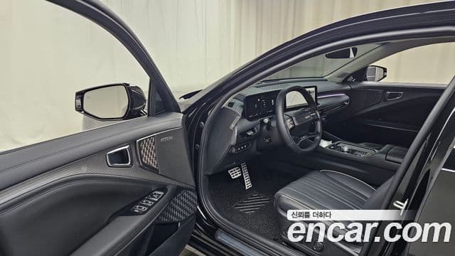 Kia The / новый New K8 Signature, 2025 10