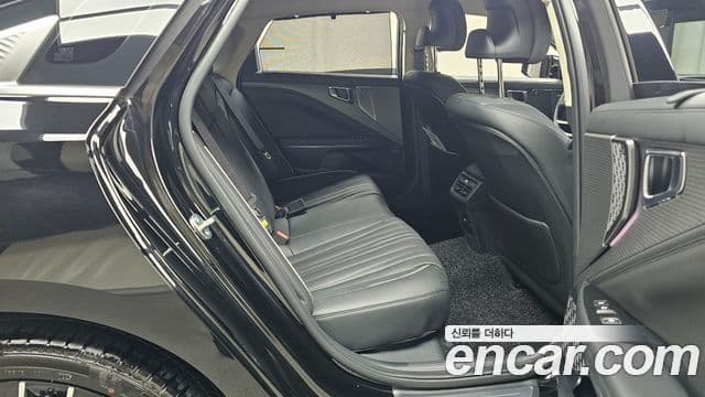 Kia The / новый New K8 Signature, 2025 12