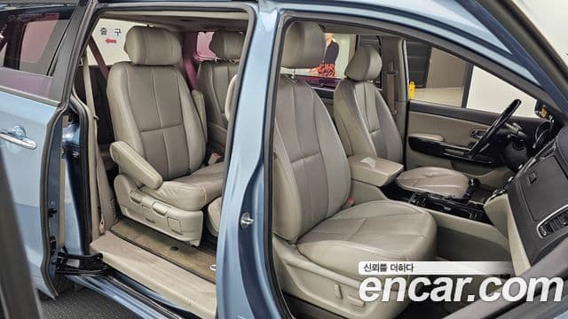 Kia All New Carnival President, 2016 11