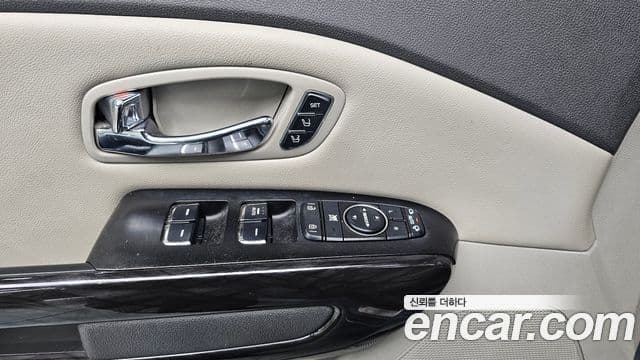 Kia All New Carnival President, 2016 15