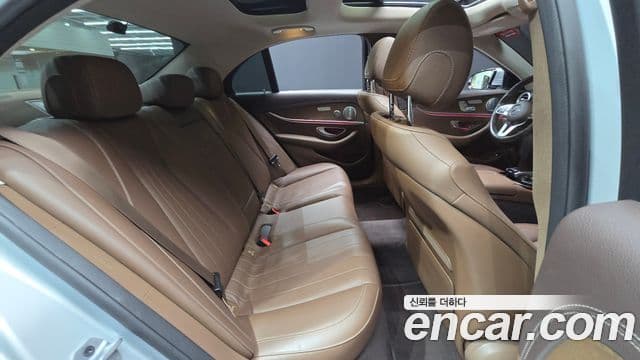 Mercedes-Benz E-класс W213 Exclusive, 2019 12