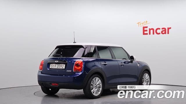 Mini Cooper 3세대, 2018 2
