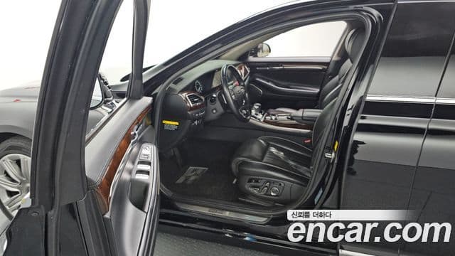 Genesis EQ900 Prestige, 2016 10