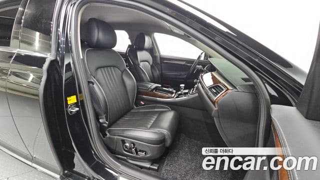 Genesis EQ900 Prestige, 2016 11