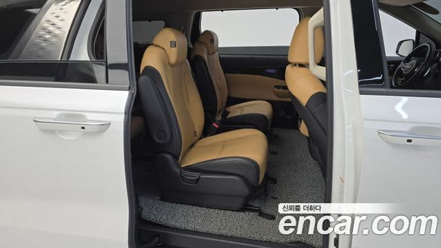 Kia Carnival 4세대 Signature, 2022 12