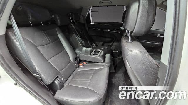 Kia New Sorento R Trendy, 2014 18